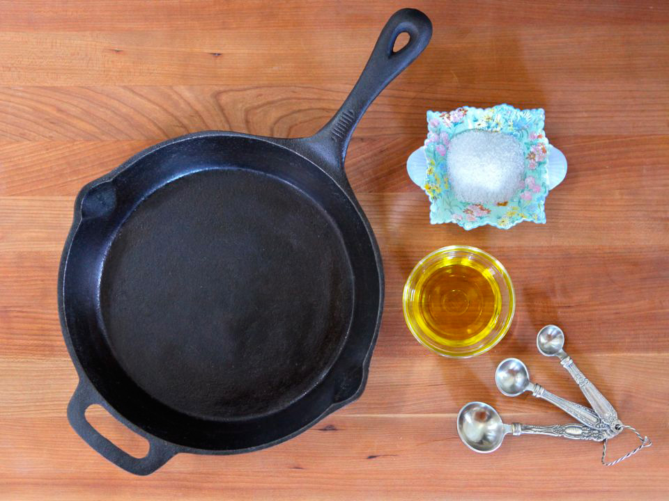 How to Season a Cast Iron Skillet?