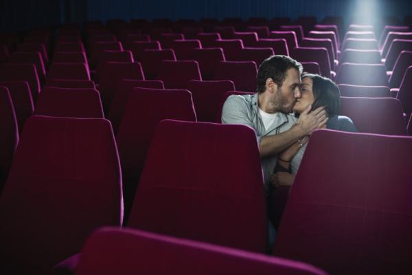How to Kiss a Girl at the Movie