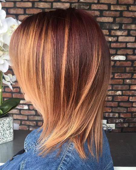 Honey colored thin length hairstyles for thin hair