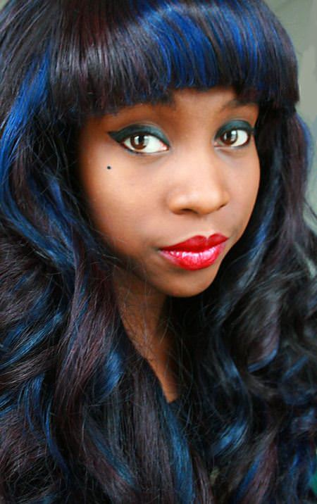 Long blue streaks hairstyles for black women
