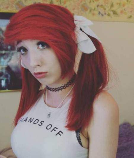 Pigtail with heavy side bangs cute emo styles for girls