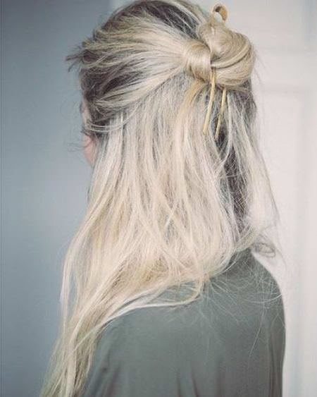messy knot with waves blonde hairstyles