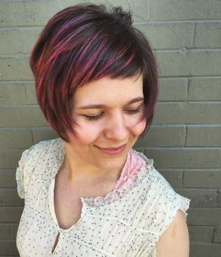 short layered cut with straight feathred bangs different hairstyles with bangs
