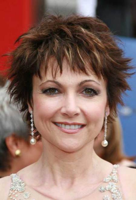 spiky pixie short hairstyles for women over 50