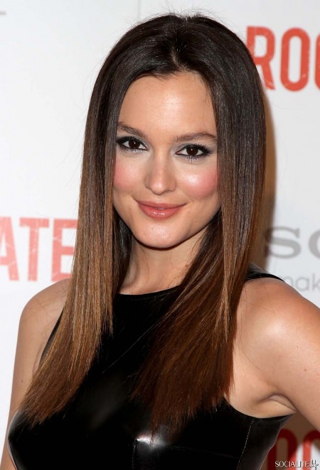 straight and sleek hairstyles for women
