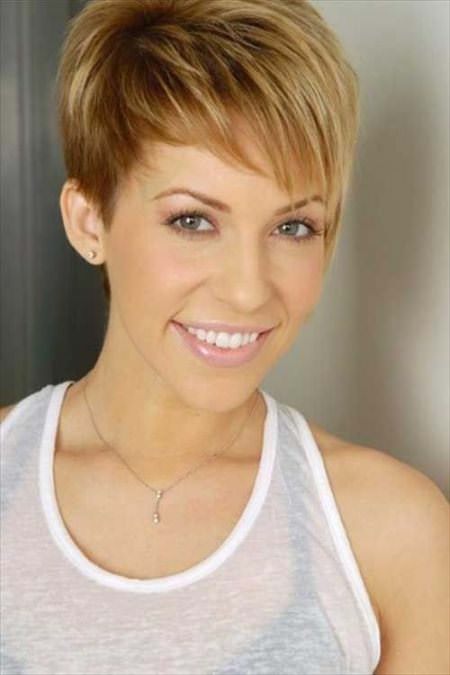 sweet asymmetrical pixie short haircuts for added oomph
