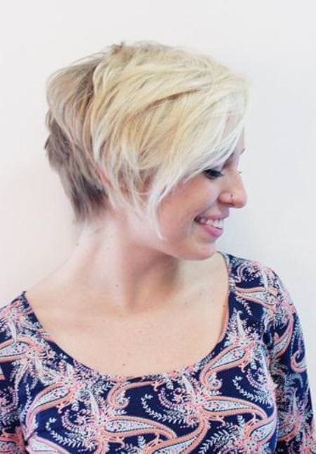 Long layered side parted fringes ideas for ideal short haircuts