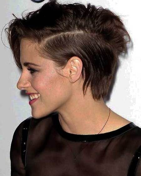 Short hairstyle with side part short haircuts for women