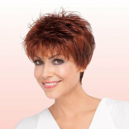 feathered pixie short hairstyles for women