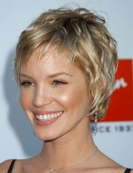 feathered pixie short hairstyles for fine hair