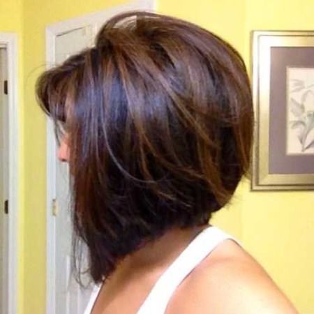 layered a-line short wavy hairstyles for girls