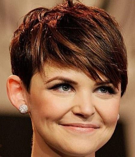 long voluminous pixie short hairstyles for round faces