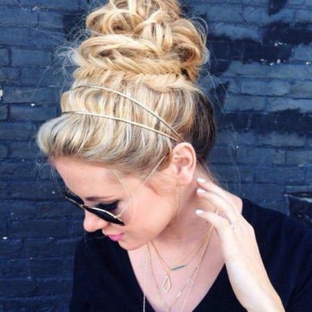 messy bun wrapped with fishtail do's for those who are is love