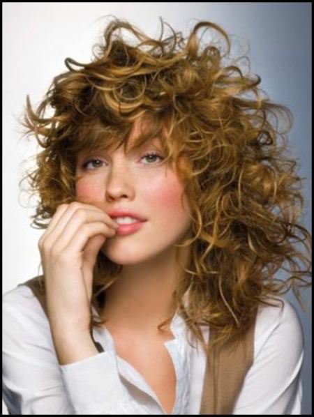 tousled curls medium curly hairstyles for every occasion