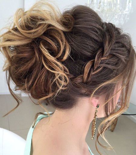 Messy bun with long side pieces messy bun hairstyles for prom
