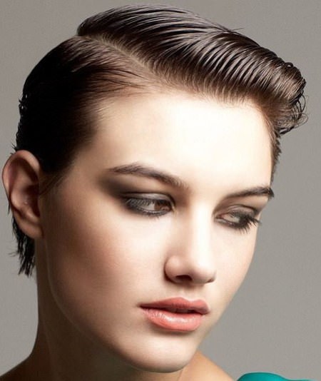 Short sexy side part stylish wet hairstyles