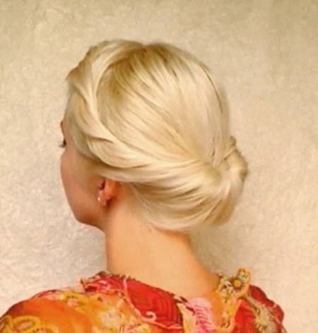 Tuck and roll Formal and classy bun hairstyles