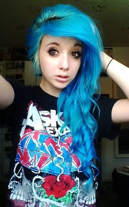 blue emo hair with curly edges emo hairstyles for girls