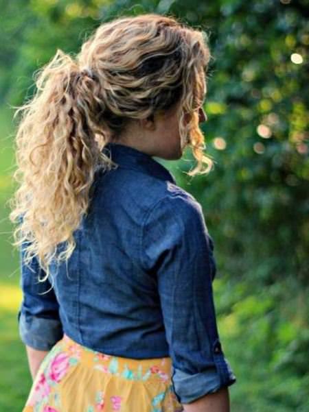 cute curly ponytail school hairstyles