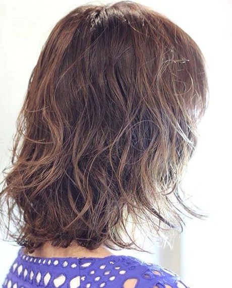 layered and laid back stylish wet hairstyles