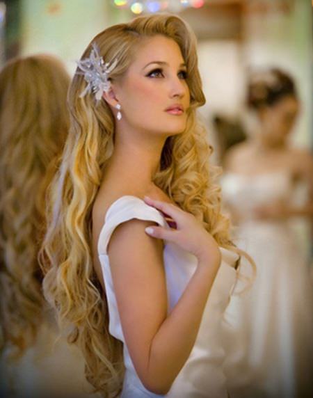 loose side parted waves beach wedding hairstyles
