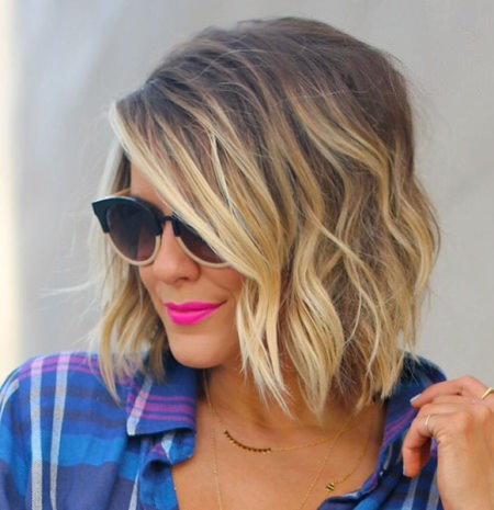 short blonde bob with soft waves short blonde hairstyles
