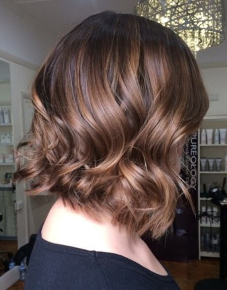 Soft wavy brown bob with shaggy ends balayage short hair looks