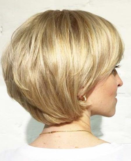 easy styled golden bob short layered hairstyles
