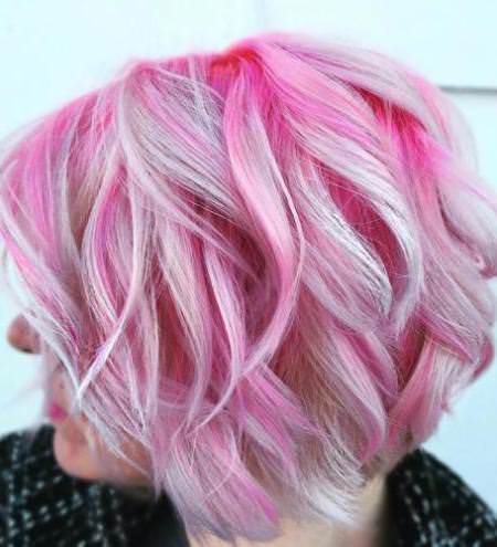 hot pink short hair with white highlight Pastel Pink Hairstyles