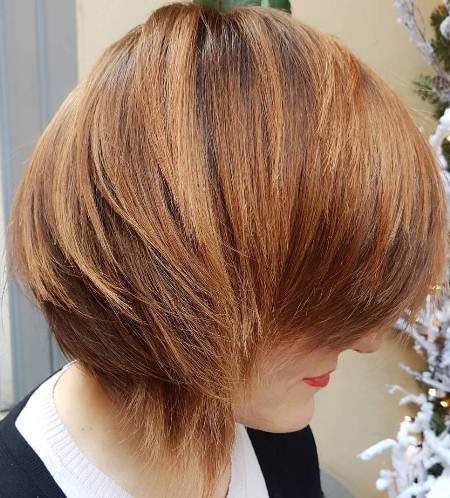 textured bob with side part short bob hairstyles