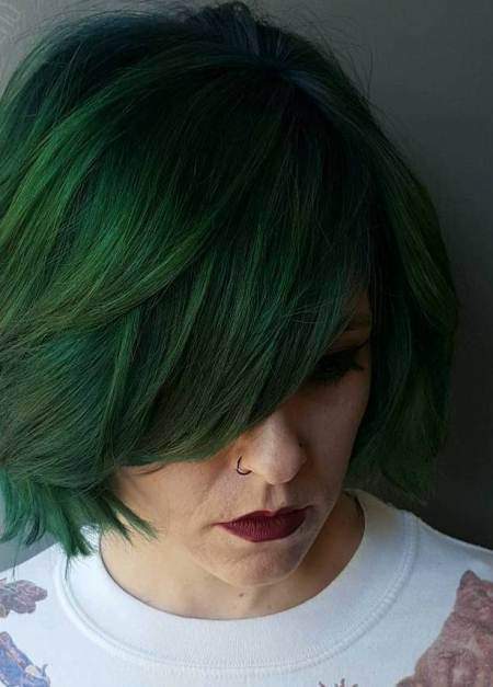 wavy emerald short bob hairstyles