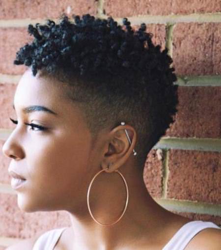 Short and shaved Natural hairstyles for African American women