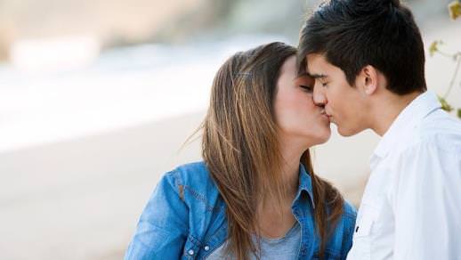 How to Kiss a Guy Romantically And Passionately