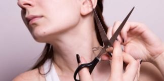How to Remove a Skin Tag From Your Neck
