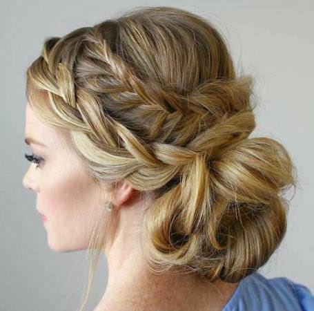 20 Splashy Blonde Hairstyles