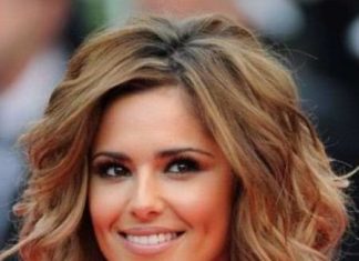 shoulder length tousled look medium length haircuts for thick hair