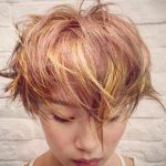 A real rose gold best short hair with highlights