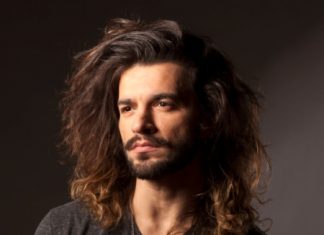 Lion’s Mane Ideas for Curly Hair