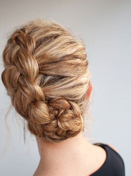 20 Elegant and Easy Frizz Hairstyles