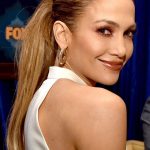 high pony celebrity looks with long blonde hairstyles